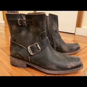 Frye women’s boots size 9